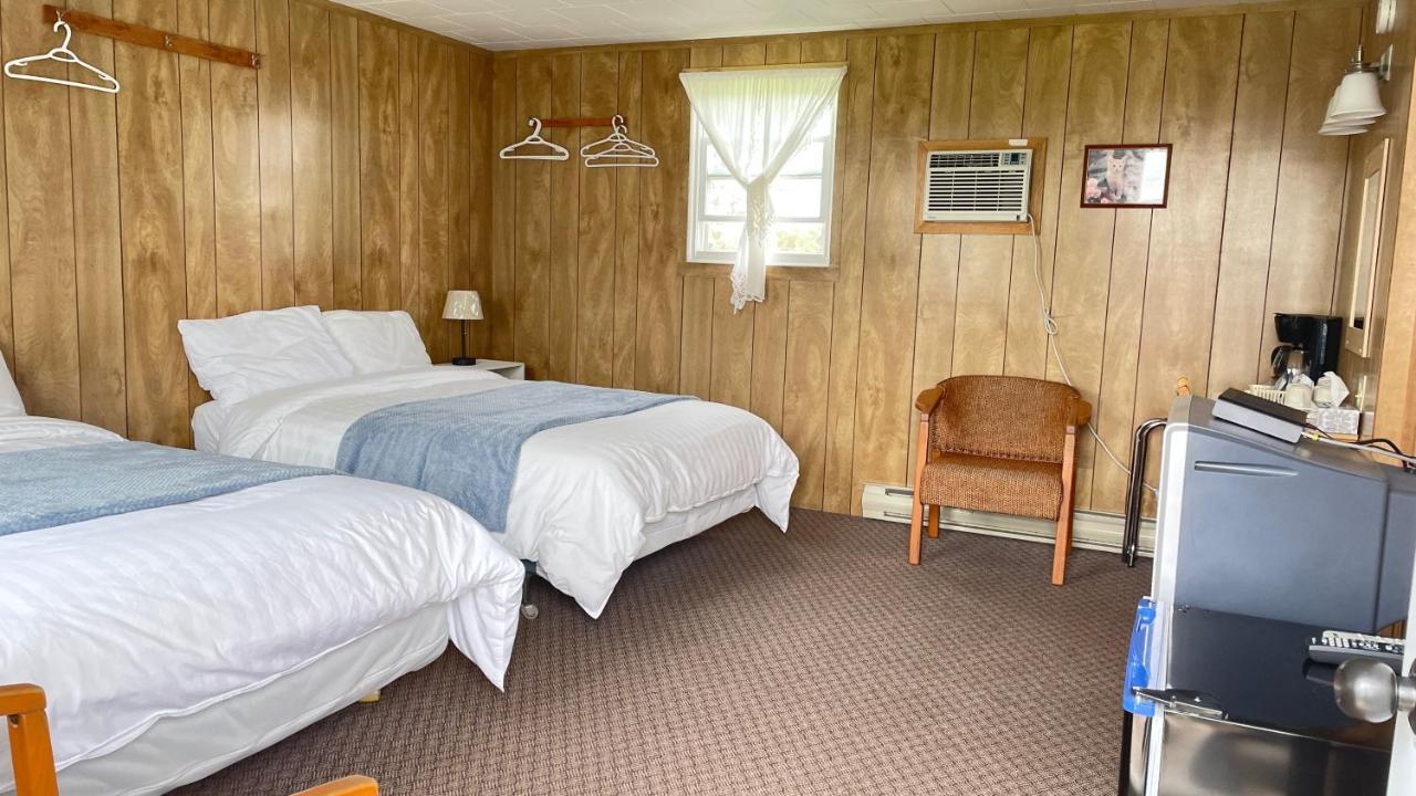Rachel'S Motel And Cottages Surrey Экстерьер фото